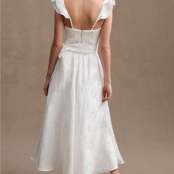 V. Chapman Vera Dress - Picture 2 of 3